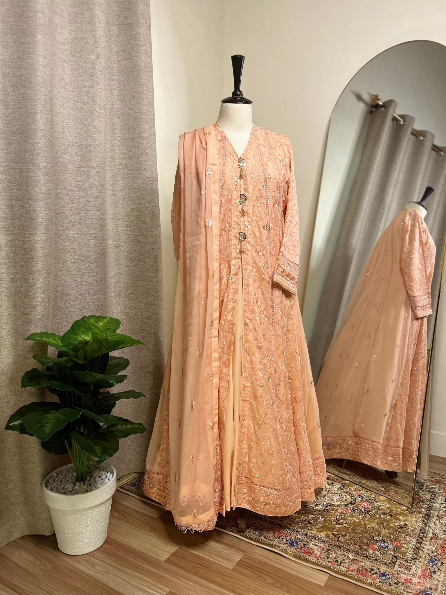 Elegant Pakistani Indian Front Open Chiffon Embroidered Maxi Complete Look | Zarveil