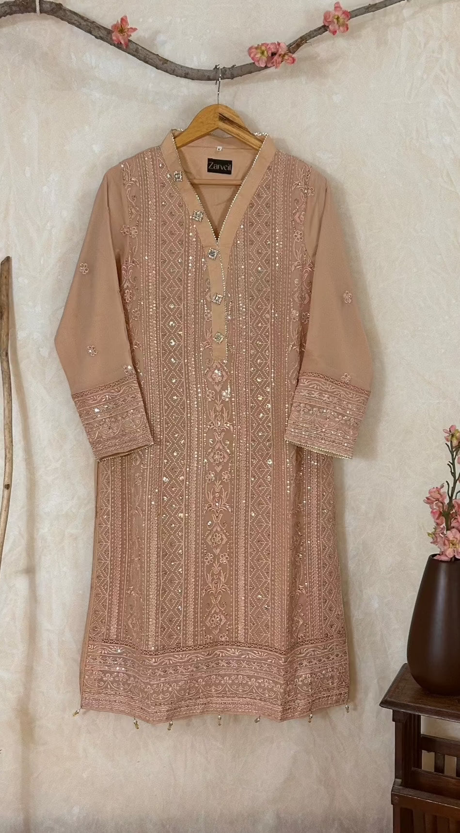 Peach Pakistani Chiffon Embroidered Suit Complete Look |Zarveil