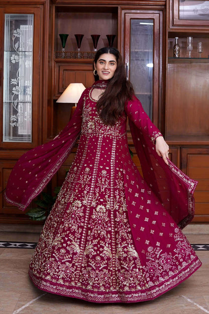 Magenta Chiffon Maxi Dress with Handwork Moving pic